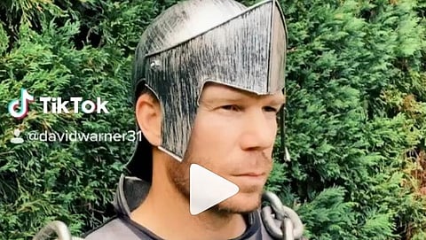 டிக்டாக்கில் பாகுபலி வசனம் பேசிய டேவிட் வார்னர்