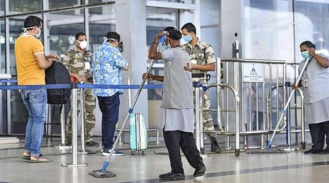 மே 17-ம் தேதி தமிழக நிலவரம்: மாவட்ட வாரியாக கரோனா தொற்று உள்ளவர்களின் பட்டியல்