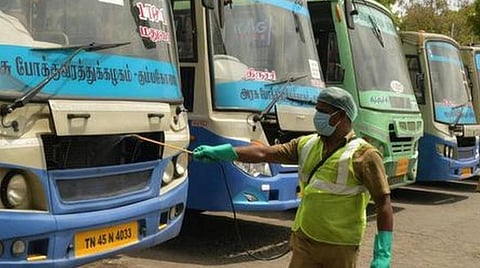 தமிழக அரசு அனுமதியுடன் அரசு, தனியார் ஊழியர்களுக்காக போதிய பேருந்துகள் இயக்கப்படும்: போக்குவரத்துத் துறை தகவல்