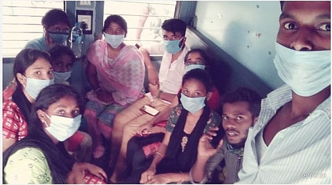 புனேயில் புறப்பட்ட தமிழர்கள் சிறப்பு ரயில்: நாளை மாலை நெல்லை வருகிறது