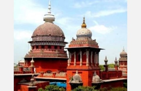 விழுப்புரம் மாணவி எரித்து கொலை வழக்கு: சிபிஐ விசாரணை கோரிய மனு: உயர் நீதிமன்றம் தள்ளுபடி