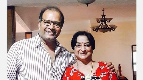 ’’நானும் லட்சுமியும் 32 வருஷமா ரொம்ப சந்தோஷமா வாழ்ந்துட்டிருக்கோம்!’’ - மனம் திறக்கிறார் நடிகர் சிவசந்திரன்