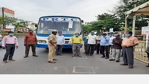 தமிழகம் வழியாக காரைக்கால் செல்லும் புதுவை அரசுப் பேருந்து இன்று இயக்கம்!- தமிழகப் பகுதிகளில் எங்கும் நிற்காது