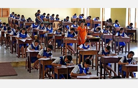 10-ம் வகுப்பு பொதுத் தேர்வு எப்படி நடத்தப்படும்?- அரசு அறிவிப்பு