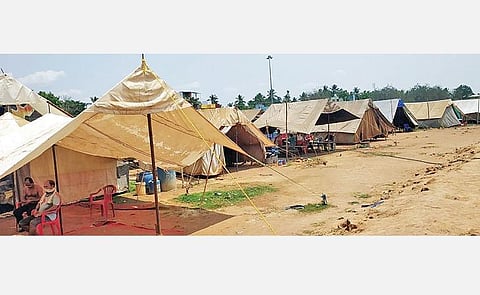 மகிழ்விக்க வந்த இடத்தில் மக்களுக்கு சுமையாகி விட்டோம்; உணவளித்த மனிதநேயத்தால் உயிர் வாழ்கிறோம்: ‘தி கிரேட் பாம்பே சர்க்கஸ்’ தொழிலாளர்கள் நெகிழ்ச்சி