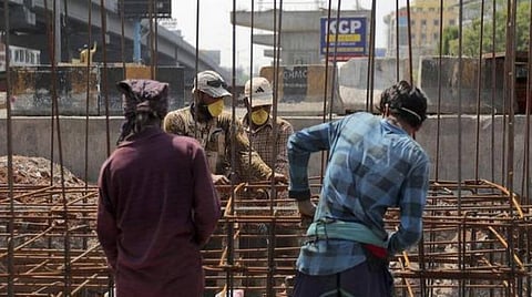 கட்டுமானப் பொருட்களின் விலை உயர்வை தடுக்க வேண்டும்: அகில இந்திய கட்டுநர் சங்கம் வலியுறுத்தல்