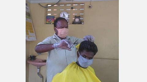 சேமிப்பின் அவசியத்தை உணரவைத்த கரோனா: முடிதிருத்தும் கவிஞர் திருவைகுமரன் உருக்கம்