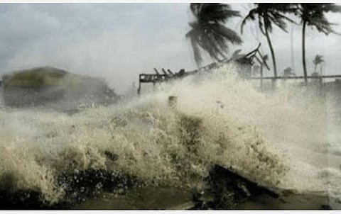 இரட்டைத் துயரங்களிலிருந்து வங்கம், ஒடிஷாவை மீட்டெடுக்க வேண்டும்