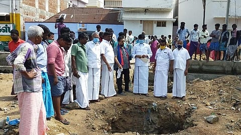 சங்கரன்கோவிலில் குடியிருப்புப் பகுதியில் குப்பை சேமிப்புக் கிடங்கு அமைக்கக் கூடாது: முன்னாள் அமைச்சர் எதிர்ப்பு