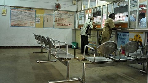 மதுரை ரயில் நிலையத்தில் சிறப்பு ரயில்களுக்கான முன்பதிவு மையம் திறப்பு