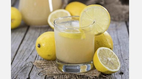 ’வெயிட்’டைக் குறைக்க ஈஸியான எலுமிச்சை நீர்!