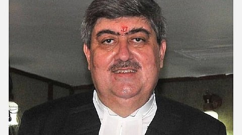 ‘மோடி பக்தர்’, ‘நகர நக்சல்’ என்று ஒருவரையொருவர் சாடிக்கொள்ளும் இருதரப்பினருமே சகிப்புத்தன்மை அற்றவர்கள்- உச்ச நீதிமன்ற நீதிபதி கருத்து