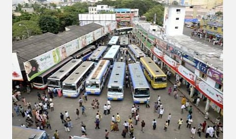 பேருந்துகள் இயக்கம்; பயணிகள், ஓட்டுநர், நடத்துநருக்கான வழிகாட்டு நெறிமுறைகள்: அரசு அறிவிப்பு