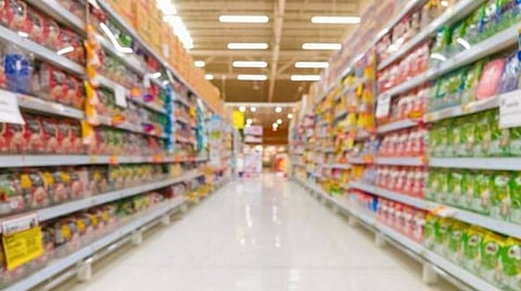 விற்பனைக்கு தடை விதிக்கப்படும் பொருட்கள் பட்டியலில் குளறுபடி- ஆயுதப்படை கேன்டீன் அதிகாரி இடமாற்றம்?