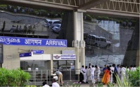 மதுரை விமான நிலையத்தில் பணிபுரியும் சிஐஎஸ்எஃப் வீரர்கள் இருவருக்கு கரோனா