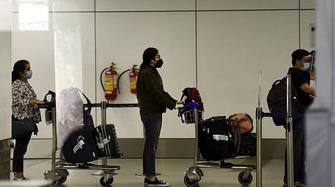 வெளிநாடுகளில் தவிக்கும் தமிழர்கள் ஊர் திரும்ப நடவடிக்கை வேண்டும்