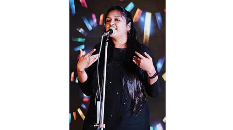 ரோஜா ஆதித்யா