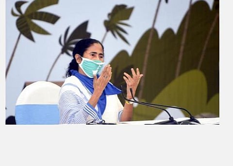 கரோனா, புயலினால் மக்கள் அவதிப்படும் நிலையிலும் ஓட்டுப் பசி, அதிகாரப் பசி எடுத்து அலைகிறார்கள்- அமித் ஷா மீது திரிணமூல் தாக்கு