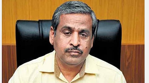 வெளியூர் சென்று திரும்பும் வாகன ஓட்டிகளுக்குக் குடும்பத்துடன் கட்டாயக் கரோனா பரிசோதனை: கோவை ஆட்சியர் உத்தரவு