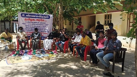 கரோனா சிகிச்சைக்கு சித்த மருந்தை பயன்படுத்த வலியுறுத்தி காரைக்குடியில் உண்ணாவிரதம்