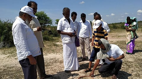 அறந்தாங்கி அருகே அம்பலத்திடலில் முதுமக்கள் தாழிகள், கற்கோடாரி கண்டெடுக்கப்பட்ட திடல்: கோப்புப் படம்