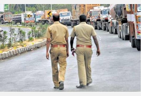 போலீஸ் சித்ரவதையைத் தண்டனைக்குரிய குற்றமாக்க வேண்டும்: அரசுக்கு அழுத்தம் அளிக்கக் கோரிக்கை