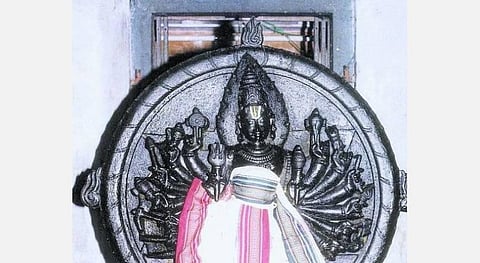 சக்கரத்தாழ்வார் ஜயந்தியில் சங்கடமெல்லாம் தீரட்டும்!