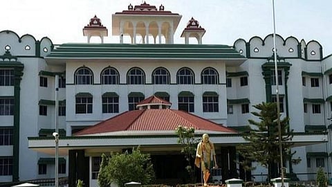 சாத்தான்குளம் தந்தை, மகன் வழக்கு: தற்காலிகமாக சிபிசிஐடி விசாரிக்க உயர் நீதிமன்றம் மதுரை கிளை உத்தரவு