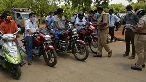 மதுரையில் ஊரடங்கை மீறியதாக 95 நாட்களில் 27,402 வழக்குகள்; 35,405 பேர் கைது