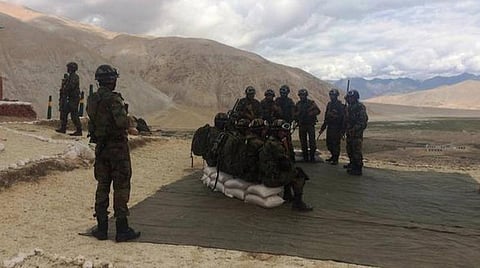 லடாக் எல்லை பிரச்சினையில் பதற்றத்தை தணிப்பது குறித்து இந்திய, சீன ராணுவ அதிகாரிகள் மீண்டும் பேச்சுவார்த்தை