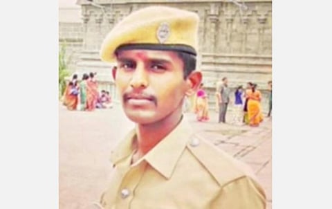 காவலர் பிரபு