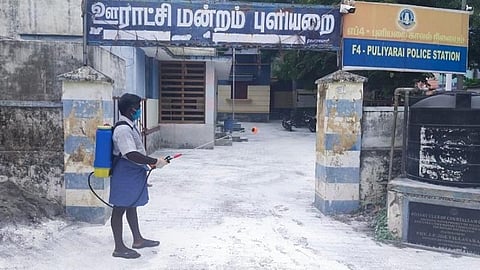 கடையநல்லூரைச் சேர்ந்த முதியவர் கரோனா பாதிப்பால் உயிரிழப்பு: செவிலியர்கள், காவலர் உட்பட மேலும் 20 பேருக்கு தொற்று