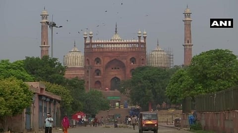 கரோனா ஊரடங்கால் மூடப்பட்ட டெல்லி ஜூம்மா மசூதி திறப்பு