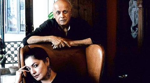 தந்தை மகேஷ் பட்டுடன் மகள் பூஜா பட் | கோப்புப் படம்