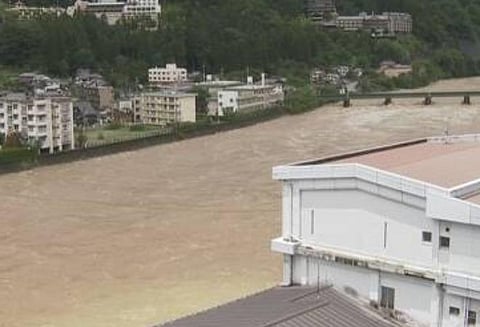 ஜப்பானில் வெள்ளப்பெருக்கு: மீட்புப் பணிகள் தீவிரம்