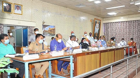 கரோனா தடுப்புப் பணிகள் குறித்த ஆலோசனைக் கூட்டம்