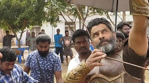 கைவிடப்பட்டதா 'மகாவீர் கர்ணா'? - புதிய படத்தை அறிவித்துள்ள இயக்குநர்