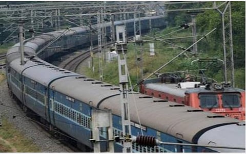 ரயில்வேயில் வாரிசுகளின் வேலைக்கு ஏற்பாடு செய்ய குழு அமைப்பு