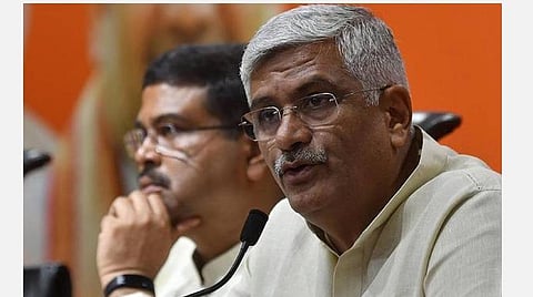 மத்திய அமைச்சர் கஜேந்திர சிங் ஷெகாவத்