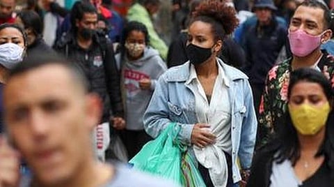 பிரேசிலில் கரோனா பாதிப்பு 24,42,375 ஆக அதிகரிப்பு