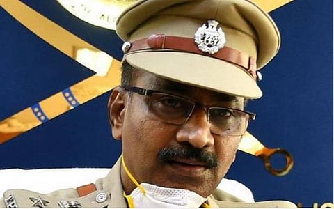 பெண்ணைக் கொன்று நகை கொள்ளை: 10 ஆண்டுகளாக தலைமறைவாக இருந்த கணவன், மனைவி கைது- போலீஸாருக்கு தூத்துக்குடி எஸ்.பி. பாராட்டு