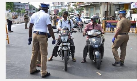 தமிழகத்தில் ஆகஸ்ட் 31 வரை ஊரடங்கு நீட்டிப்பு: தளர்வுகள், தடைகள்; முழு விவரம்