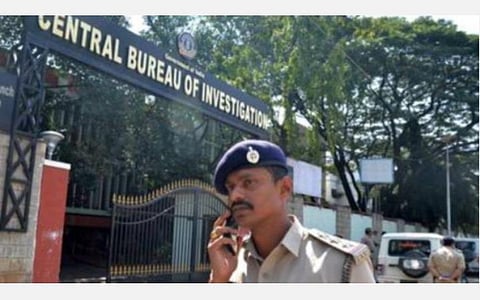 ரூ.7 கோடிக்கு போலி ரசீது தயாரித்த 4 கடற்படை அதிகாரிகள் மீது சிபிஐ வழக்கு