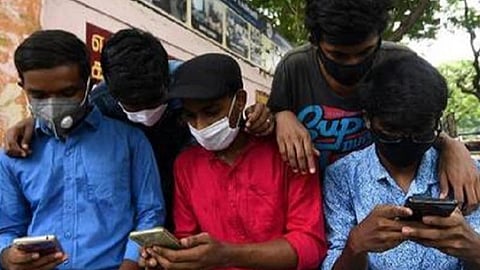 பிளஸ்-1 பொதுத்தேர்வு முடிவுகள்: மாநில அளவில் 2-ம் இடத்தைப் பிடித்தது விருதுநகர்