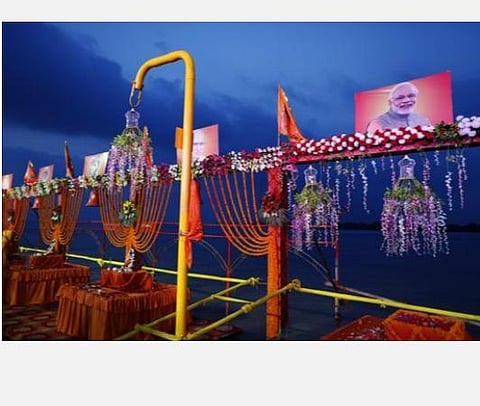 ராமருக்கு கற்கோயில்; பூமி பூஜைக்கு வெள்ளி வெற்றிலை; ராமருக்கு நவரத்ன ஆடை