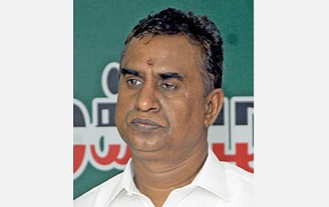 எஸ்.பி.வேலுமணி