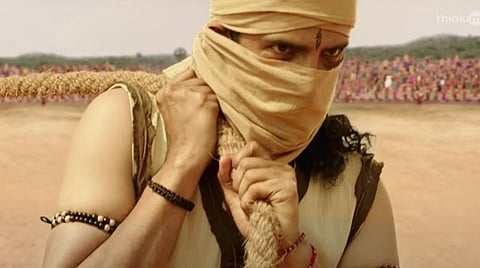 பாகுபலி படத்தைக் கலாய்க்கும் பிஸ்கோத்