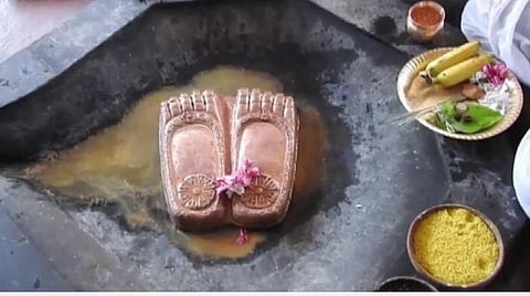 நம் முன்னோருக்கு பெருமாளே சிராத்தம் செய்யும் திருத்தலம்; பெருமாளுக்கு பிரண்டைத் துவையல் பிரசாதம்!