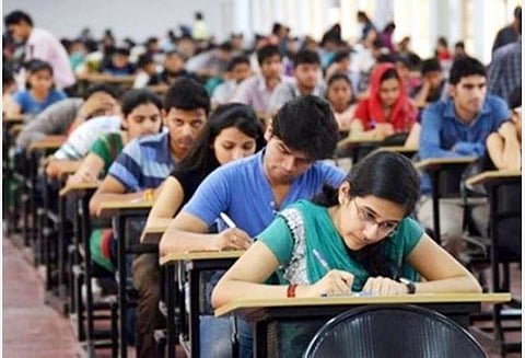 2 கல்லூரிகளில் மட்டுமே 80% தேர்ச்சி; 35 கல்லூரிகளில் ஒற்றை இலக்கம்: தனியார் பொறியியல் கல்லூரிகளின் தேர்ச்சி விகிதம் வெளியீடு