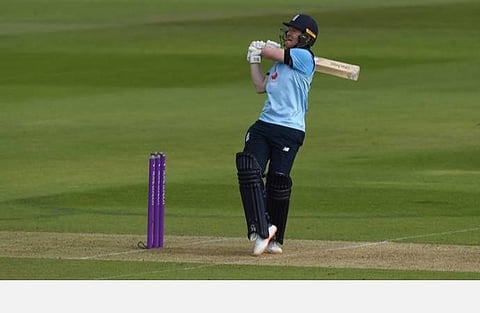 கேப்டனாக தோனியின் சாதனையைக் கடந்து சென்றார் இயான் மோர்கன்